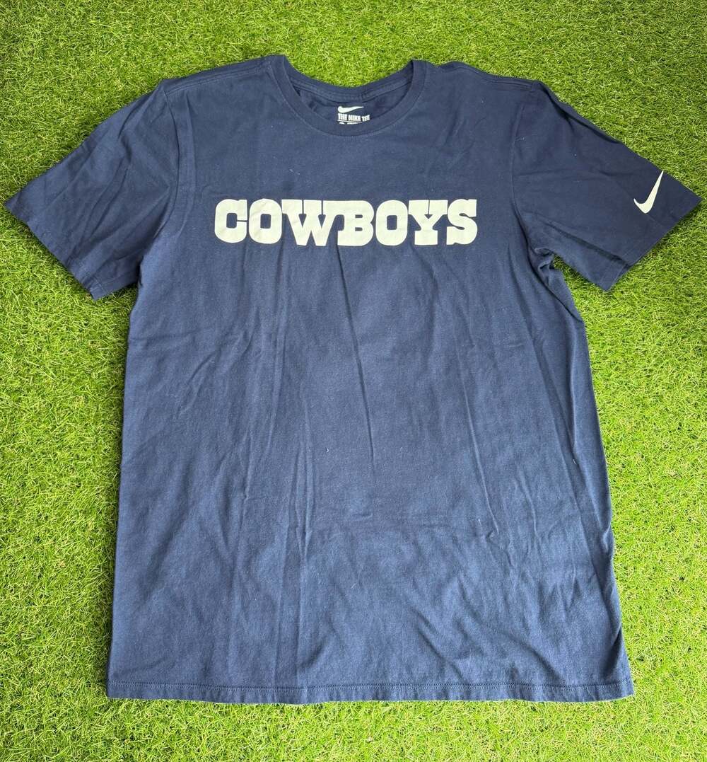 Nike NFL Dallas Cowboys Tshirt -Size M